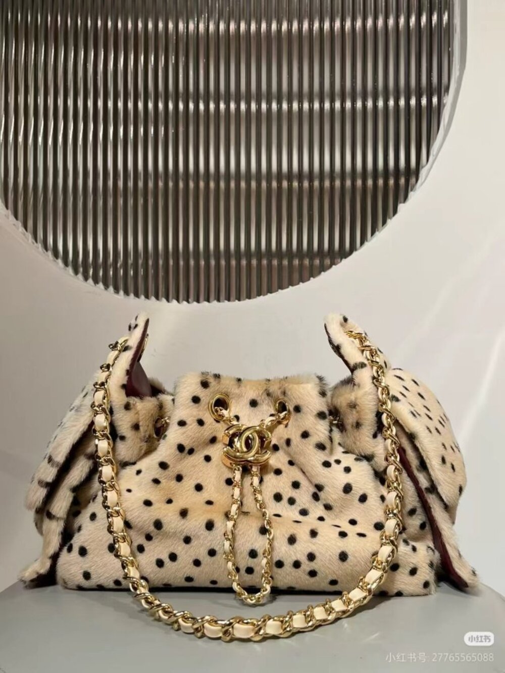 Classic CHANEL bag: A Stylish and Versatile Choice for Elegance